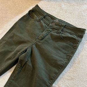 St. Johns Bay hunter green skinny jean